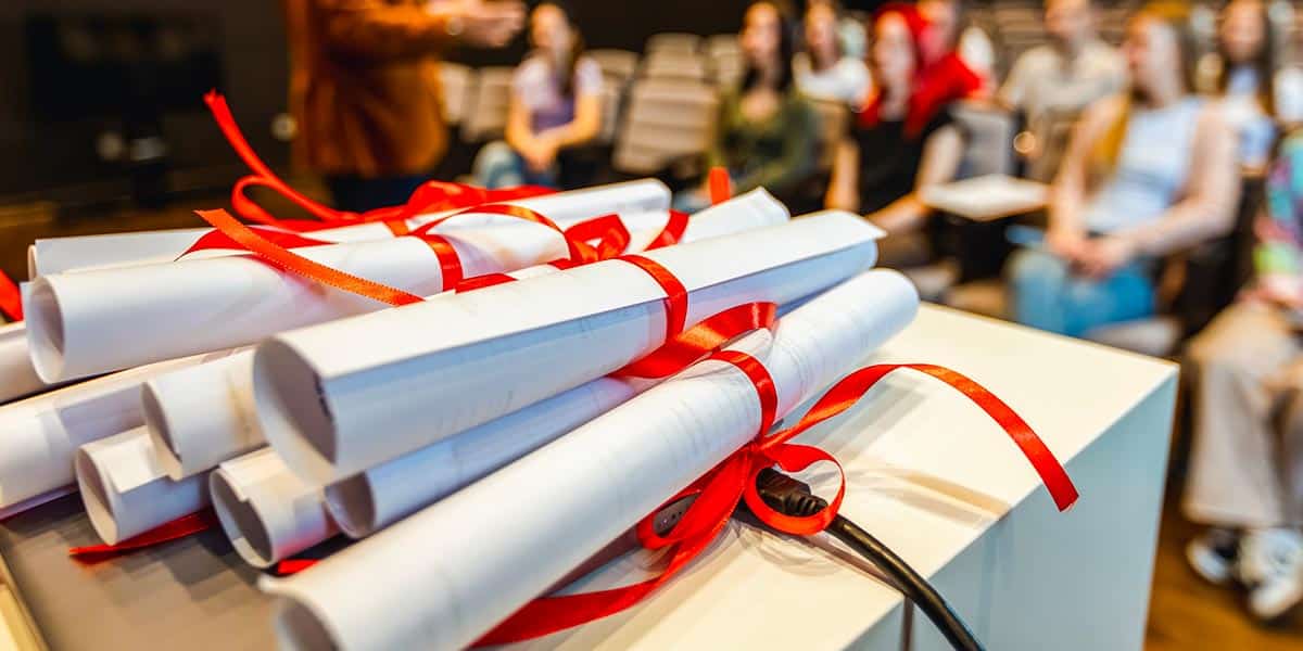 Formations diplômantes